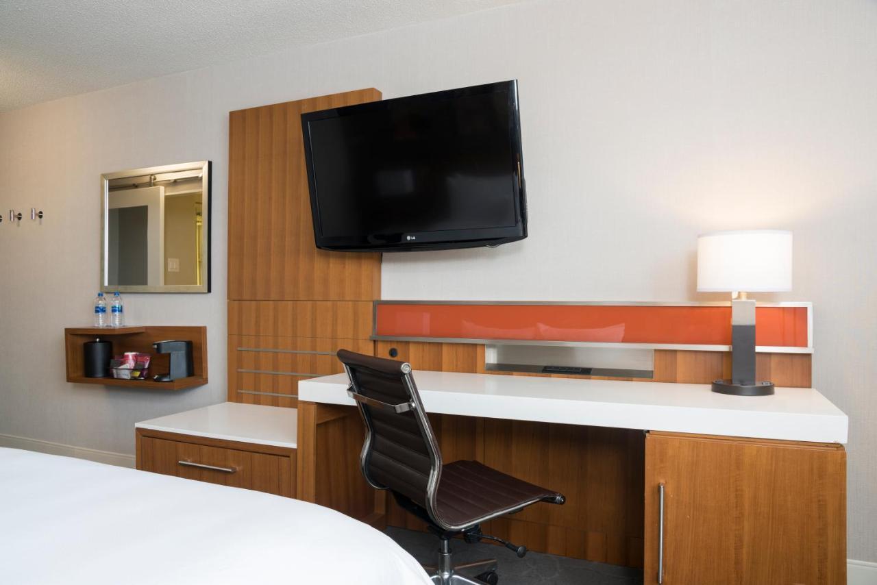 เดลต้า โฮเต็ล บาย แมริออท แกรนด์แรพิดส์แอร์พอร์ต Hotel Kentwood ภายนอก รูปภาพ