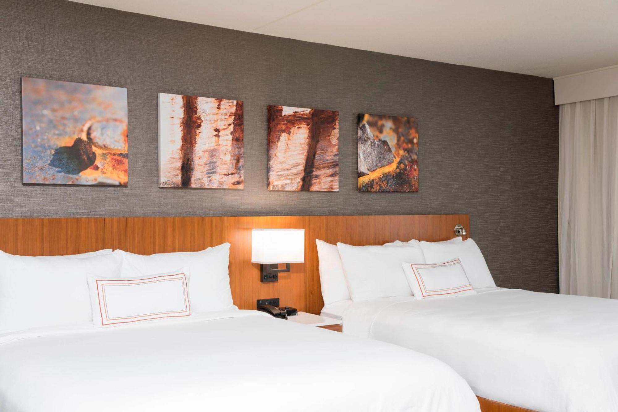 เดลต้า โฮเต็ล บาย แมริออท แกรนด์แรพิดส์แอร์พอร์ต Hotel Kentwood ภายนอก รูปภาพ