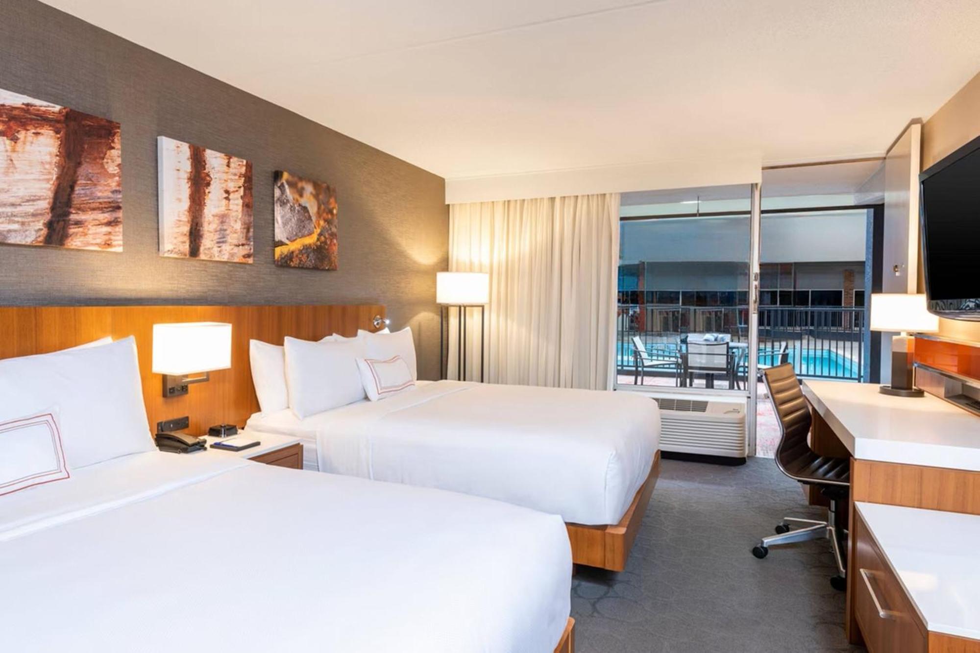 เดลต้า โฮเต็ล บาย แมริออท แกรนด์แรพิดส์แอร์พอร์ต Hotel Kentwood ภายนอก รูปภาพ