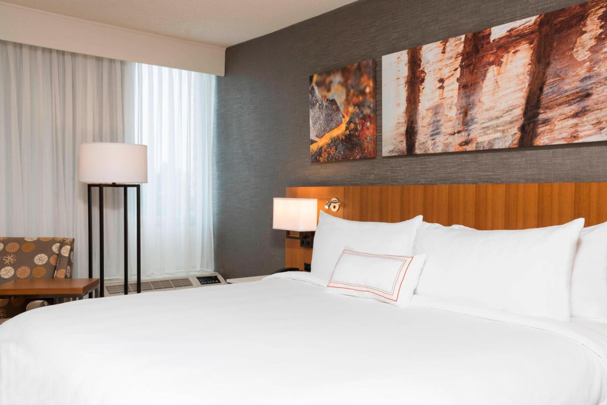 เดลต้า โฮเต็ล บาย แมริออท แกรนด์แรพิดส์แอร์พอร์ต Hotel Kentwood ภายนอก รูปภาพ
