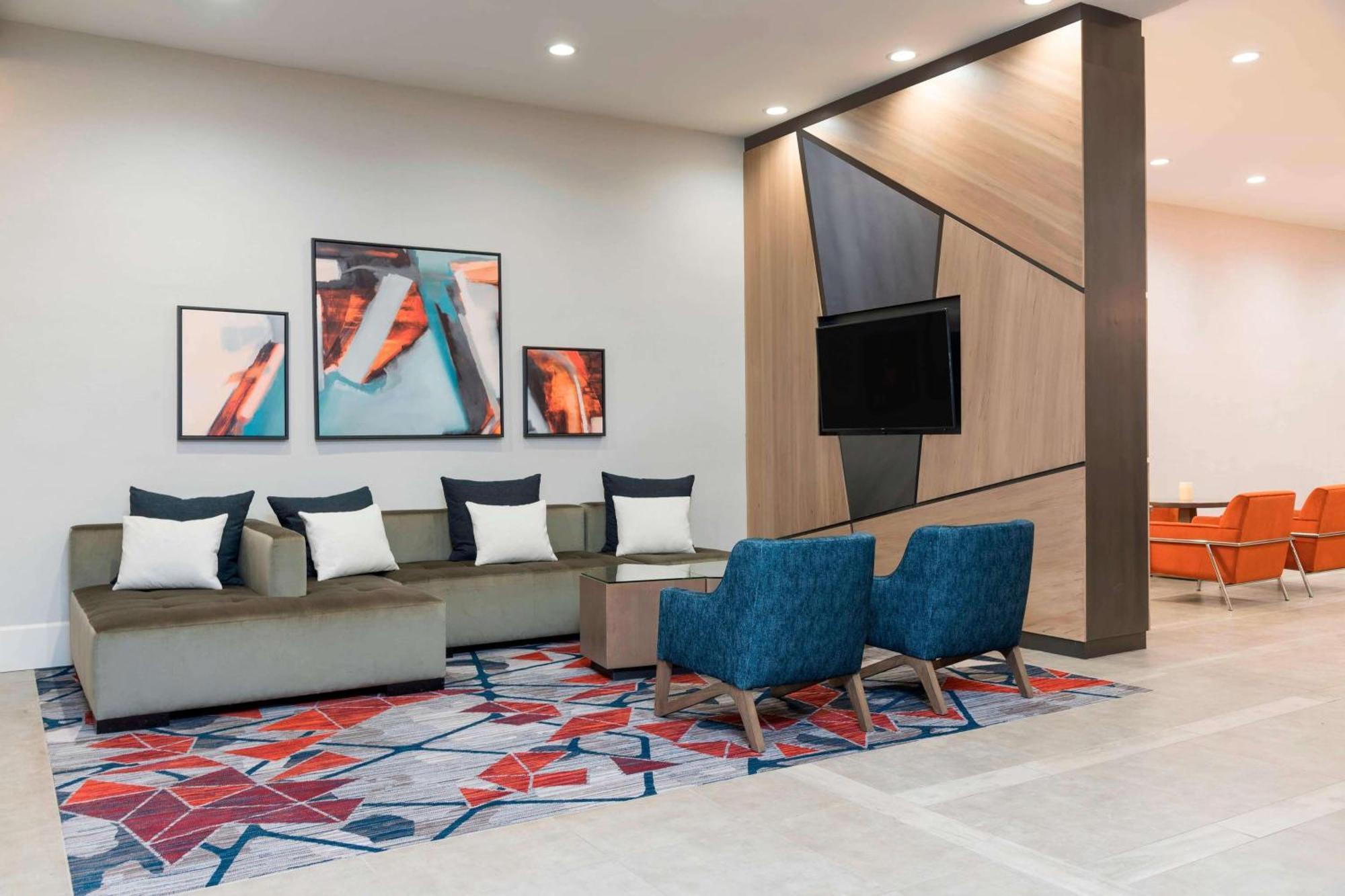เดลต้า โฮเต็ล บาย แมริออท แกรนด์แรพิดส์แอร์พอร์ต Hotel Kentwood ภายนอก รูปภาพ
